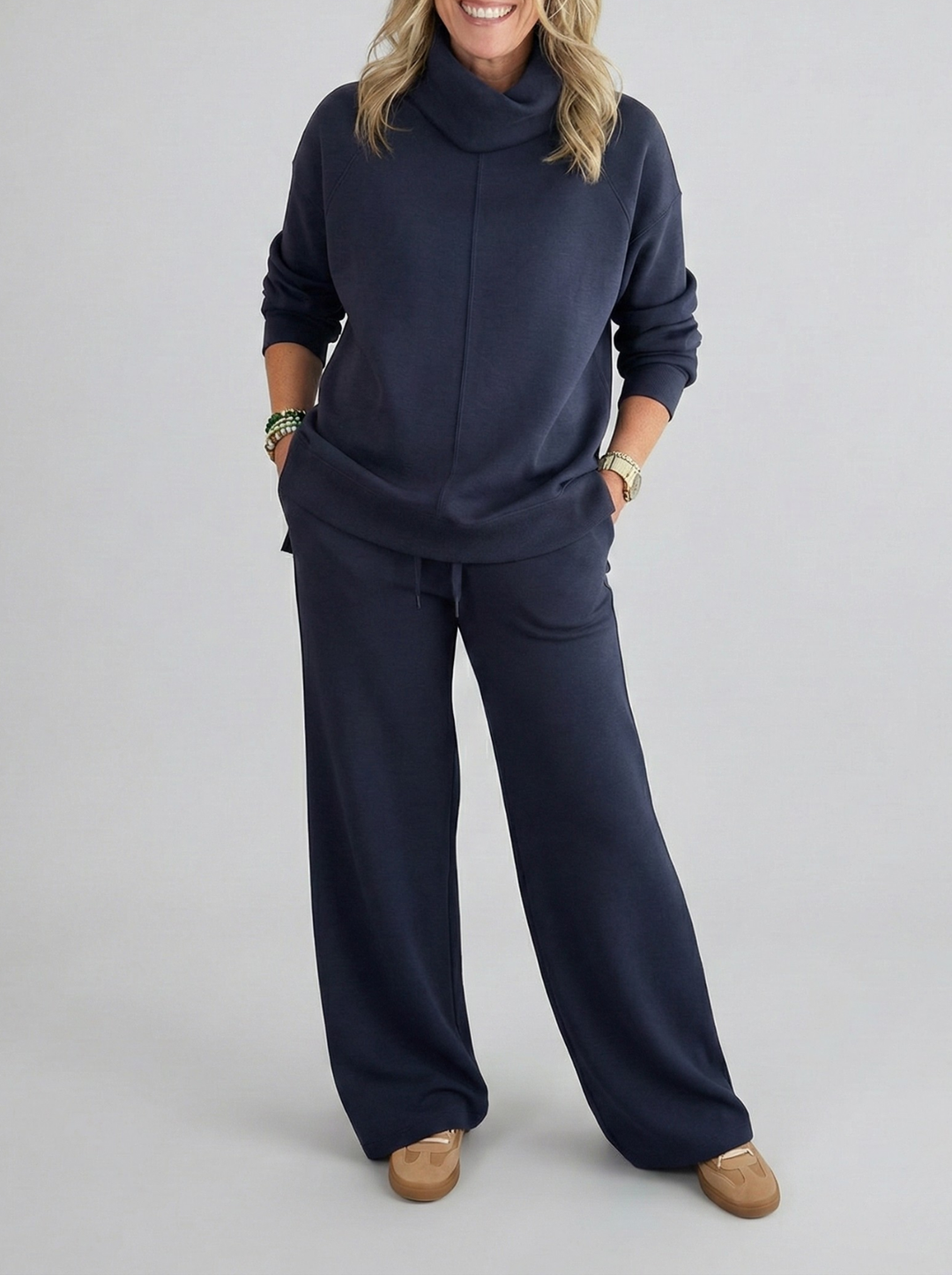 Colette ensemble douillet col bénitier bleu marine