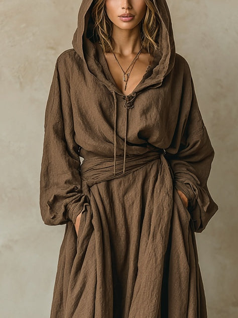 Robe Longue Ample à Capuche Marron