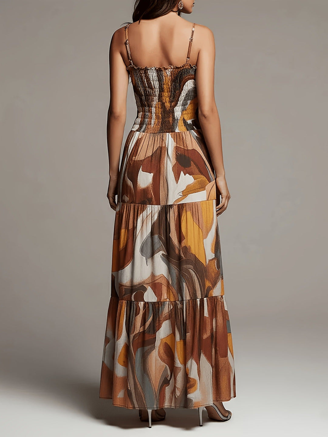 Robe Longue Smockée à Volants Étagés, Imprimé Abstrait