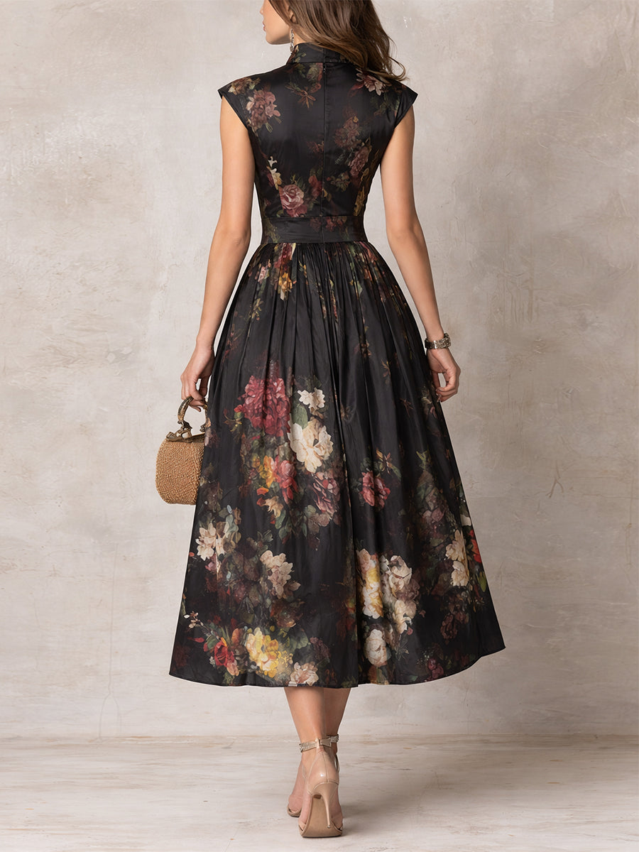 Robe Midi Noire en Satin Plissé à Fleurs et Col Goutte