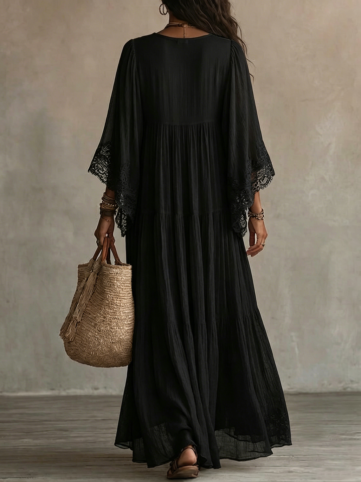 Ravenna | Robe Longue à Manches Chauve-Souris et Dentelle