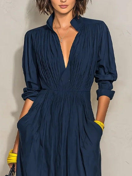 Azurine | Robe Longue Plissée Bleu Marine à Décolleté en V