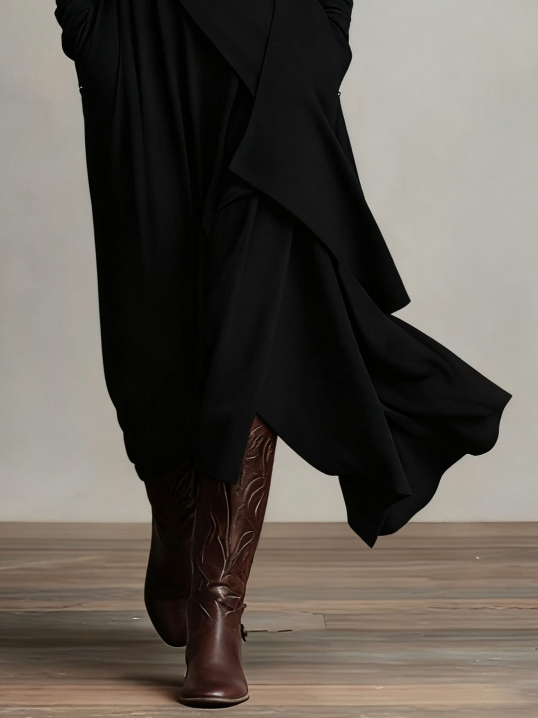 Lori | Robe Vintage Asymétrique à Col Roulé