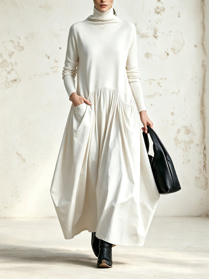 Odette | Robe Maxi Noire Oversize à Col Montant