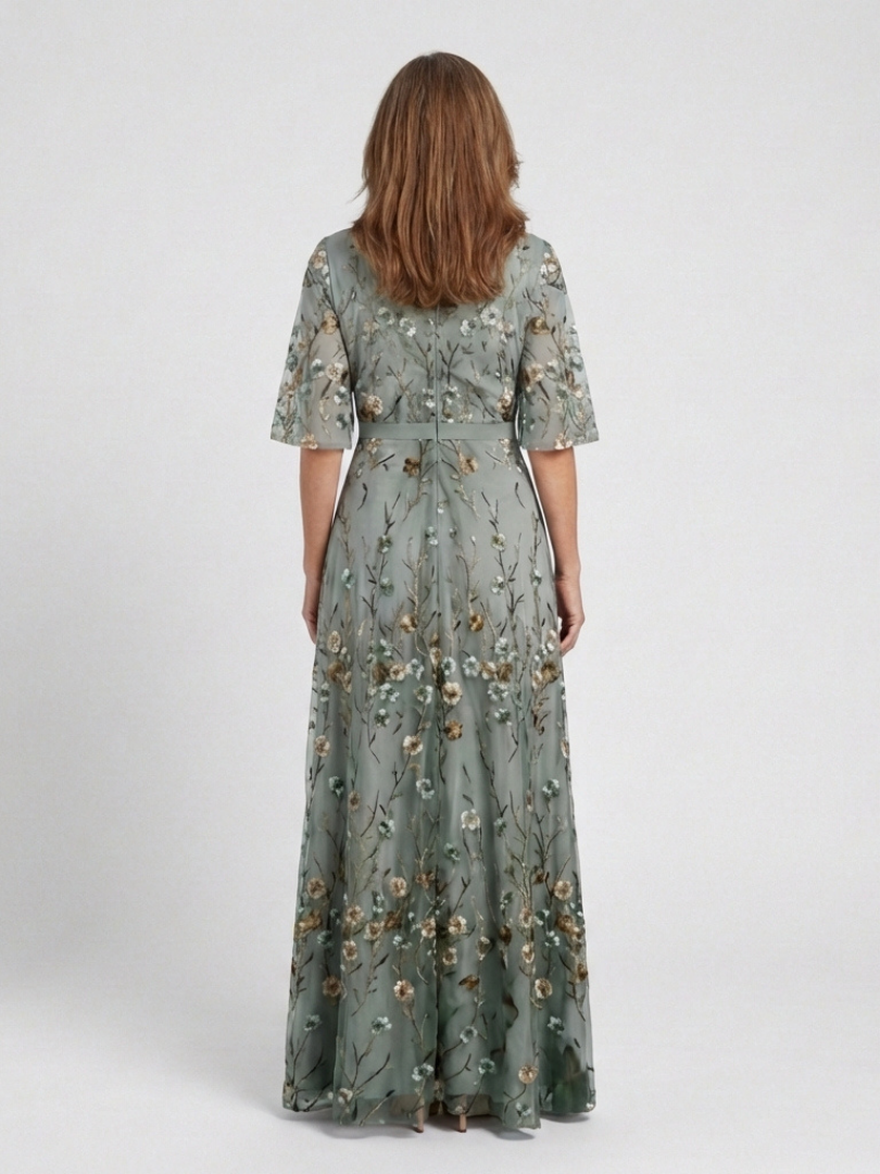 Evadne | Robe Longue Fleurie à Col en V et Manches Courtes
